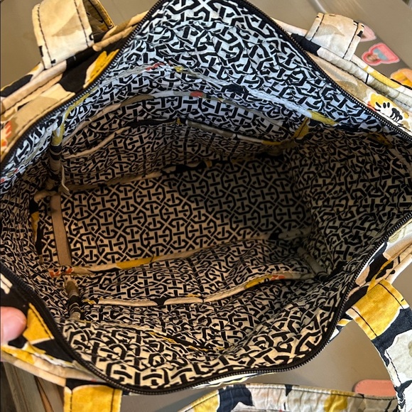 Vera Bradley Black & Yellow Floral Quilted Bag resort teacher vacation tote - Picture 4 of 5